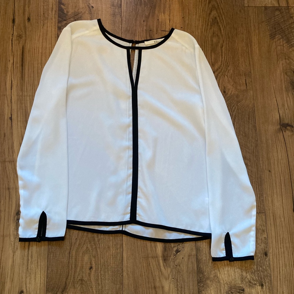 Boutique white blouse with black trim
